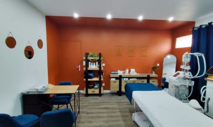 Institut Silhouette Minceur & Beauté : Manucure à Salernes