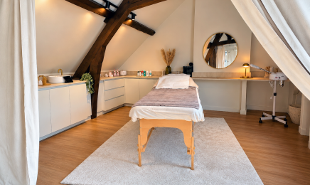 Le salon by Sabrina / Autour Del : Institut de beauté à Thourotte