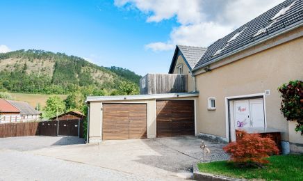 vi-schön beautysalon: Kosmetikstudio in Reinstädt