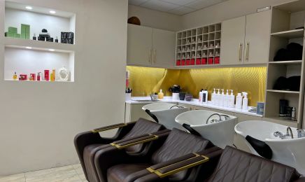 Fine Studio Woman Hair & Beauty: Nagelstudio in Hamburg