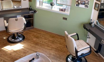 Schmölz Friseursalon: Friseur in Pfronten