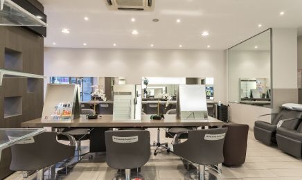 Romain et Sandrine coiffure : Coiffeur à Courbevoie