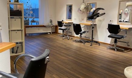 Haarstudio Chic: Friseur in Schwalbach
