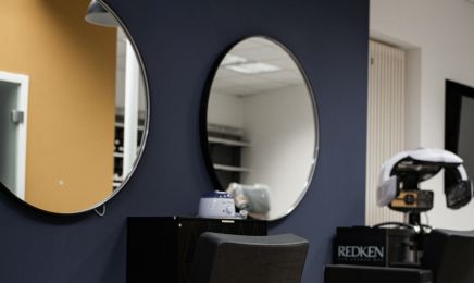Ali Signatur cut: Kosmetikstudio in Kassel
