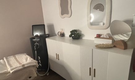 DermaXcellence – Épilation Laser Définitive & Extensions de Cils : Institut de beauté à Belleville