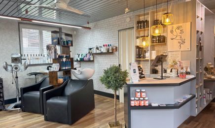 En Aparté : Coiffeur à Les Fins