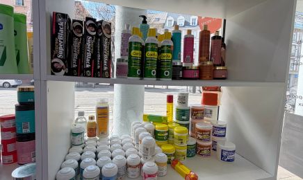 Cosmétique Konate Coiffure : Coiffeur à Strasbourg