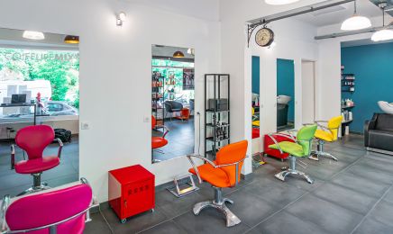 Underground  : Coiffeur à Bayonne