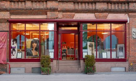 Claus Wrage Friseur: Friseur in Schwerin
