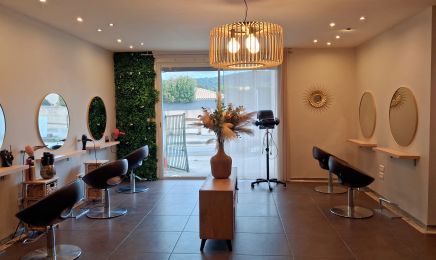 Sybille Vandyck : Coiffeur à Cassis