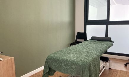 J.Lo massages massotherapeute drainage et thérapie manuelle Beltra : Institut de beauté à La Garde