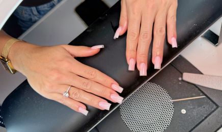 EL Beauty : Manucure à Toulon