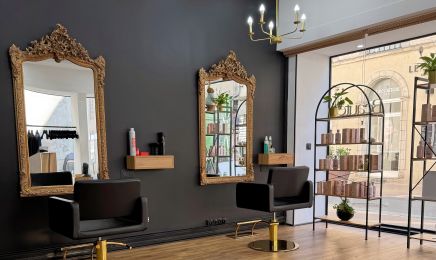 Viktoria - Salon de coiffure : Coiffeur à Cholet