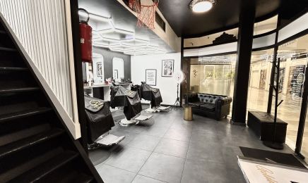 Golden Blade Barber : Coiffeur à Puteaux