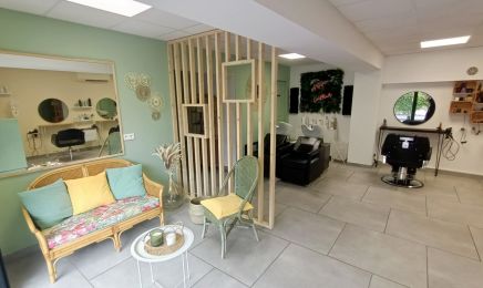 ARTISAN COIFFEUR : Coiffeur à Calvisson