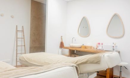 Hibiscus, Institut & Spa : Manucure à Bourgoin-Jallieu