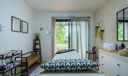 L’atelier beauté de Céline : Manucure à Saint-Cyr-sur-Loire