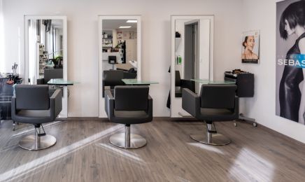 Kosmetik-Lifestyle Beauty & Hair : Kosmetikstudio in Neuenburg am Rhein