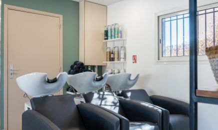 Le Sixième Brignoles  : Coiffeur à Brignoles