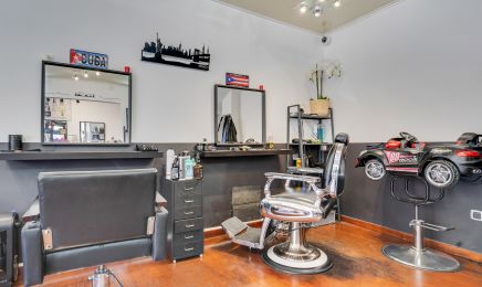 Mathias 23 : Coiffeur à Marseille