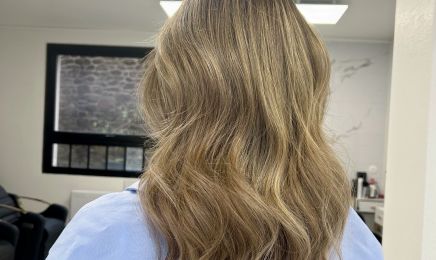 Maison La Coiffeuse : Coiffeur à Fougères