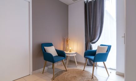 Elly Beauty : Manucure à Launac