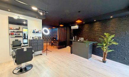 MYX BARBER  : Coiffeur à Balbigny