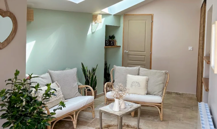JOHANNA HEAD SPA DIJON - MASSAGE ET SOIN SUR MESURE  : Institut de beauté à Izier