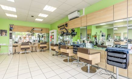 CLEAR Coiffure - Chartres : Manucure à Chartres