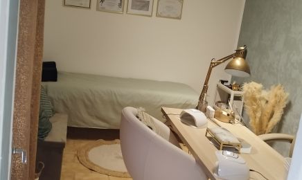 Kela Beauty : Manucure à Marseille
