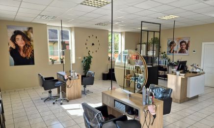 Comme chez soi : Coiffeur à Saint-Bonnet-en-Bresse