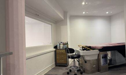 Hannah Nails & Cils  : Manucure à Marseille