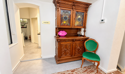 Zaslavskij Aesthetics - Olga Zaslavskij ästhetische Behandlungen: Kosmetikstudio in Wiesbaden