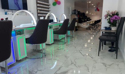 LINH LISA Nails et Spa : Manucure à Gardanne