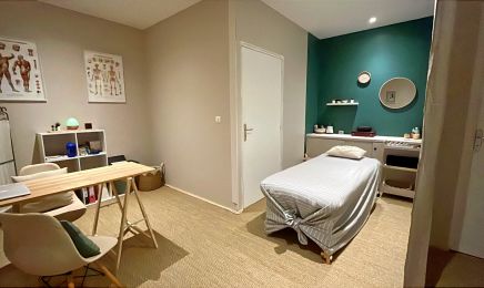 Margot Goldberg - Spécialiste massage sportif (deep tissue) et drainage lymphatique : Institut de beauté à Saint-Alban