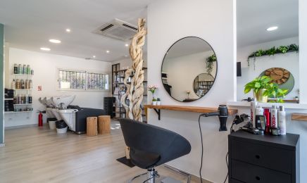 Le Sixième Brignoles  : Coiffeur à Brignoles