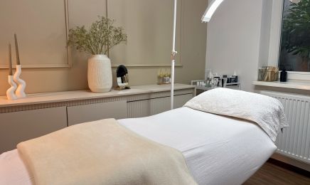PRESTIGE COSMETICS by Mariam: Nagelstudio in Bückeburg