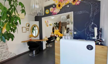 Butterfly Haare & MakeUp: Friseur in Niederkassel