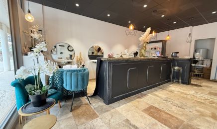 Le comptoir de Malika  : Coiffeur à Salon-de-Provence