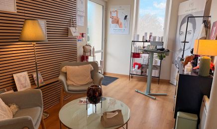 Concept Unique : Institut de beauté à Angres
