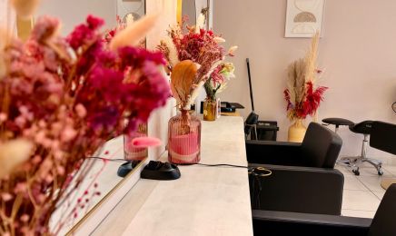 Maison Aura - Head Spa - Spécialiste cheveux bouclés, crépus, lisses : Institut de beauté à Évrecy
