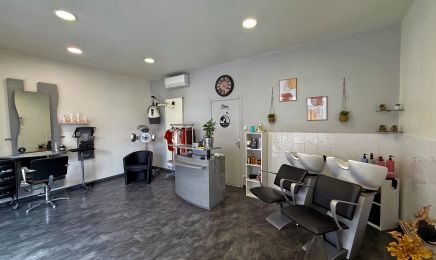 L’atelier par L : Coiffeur à Saint-Genest-Lerpt