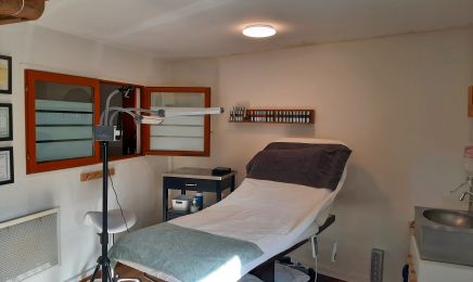 Institut Ressource/ Cabinet de dermographie : Manucure à Rouen