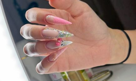 Nailscarlaa  : Manucure à Ollioules