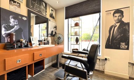 Homme à part : Barbier à Caen