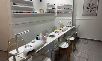 Glow Spot  : Institut de beauté à Chauconin-Neufmontiers