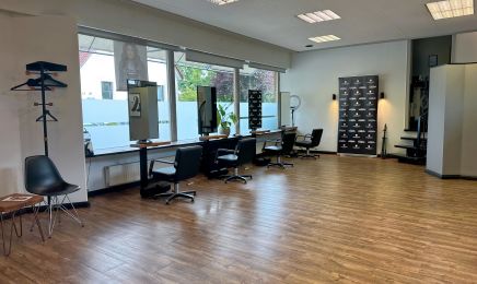 HAARPUNKT Friseursalon: Barbershop in Bremen