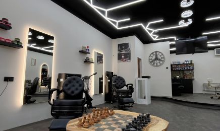 Coco Cut & Bar: Friseur in Augsburg