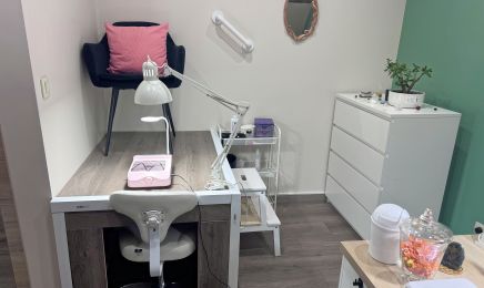 Divine By Sabrina : Manucure à Awans