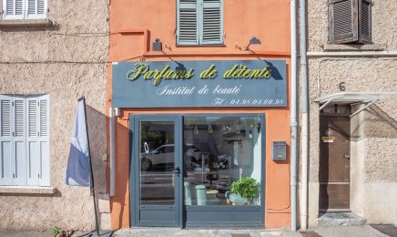Parfums de Détente - La Valette-du-Var : Manucure à La Valette-du-Var